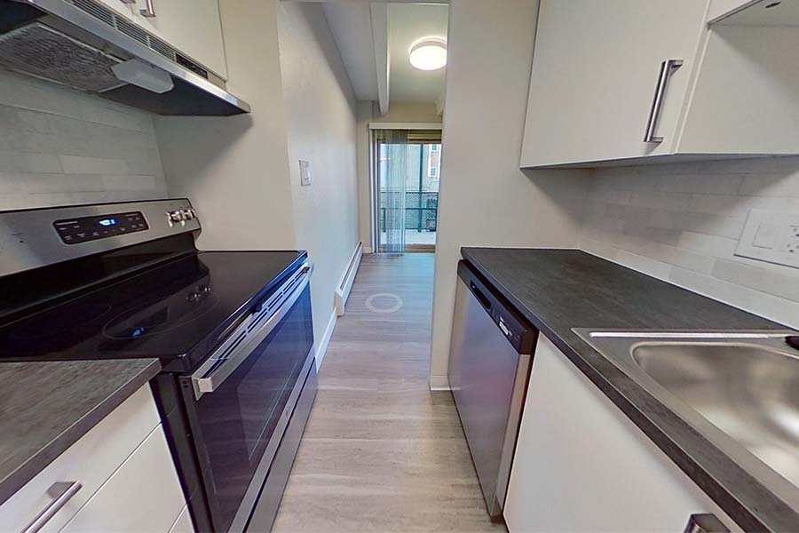 3D tour thumbnail for 950 Lafayette unit 303.