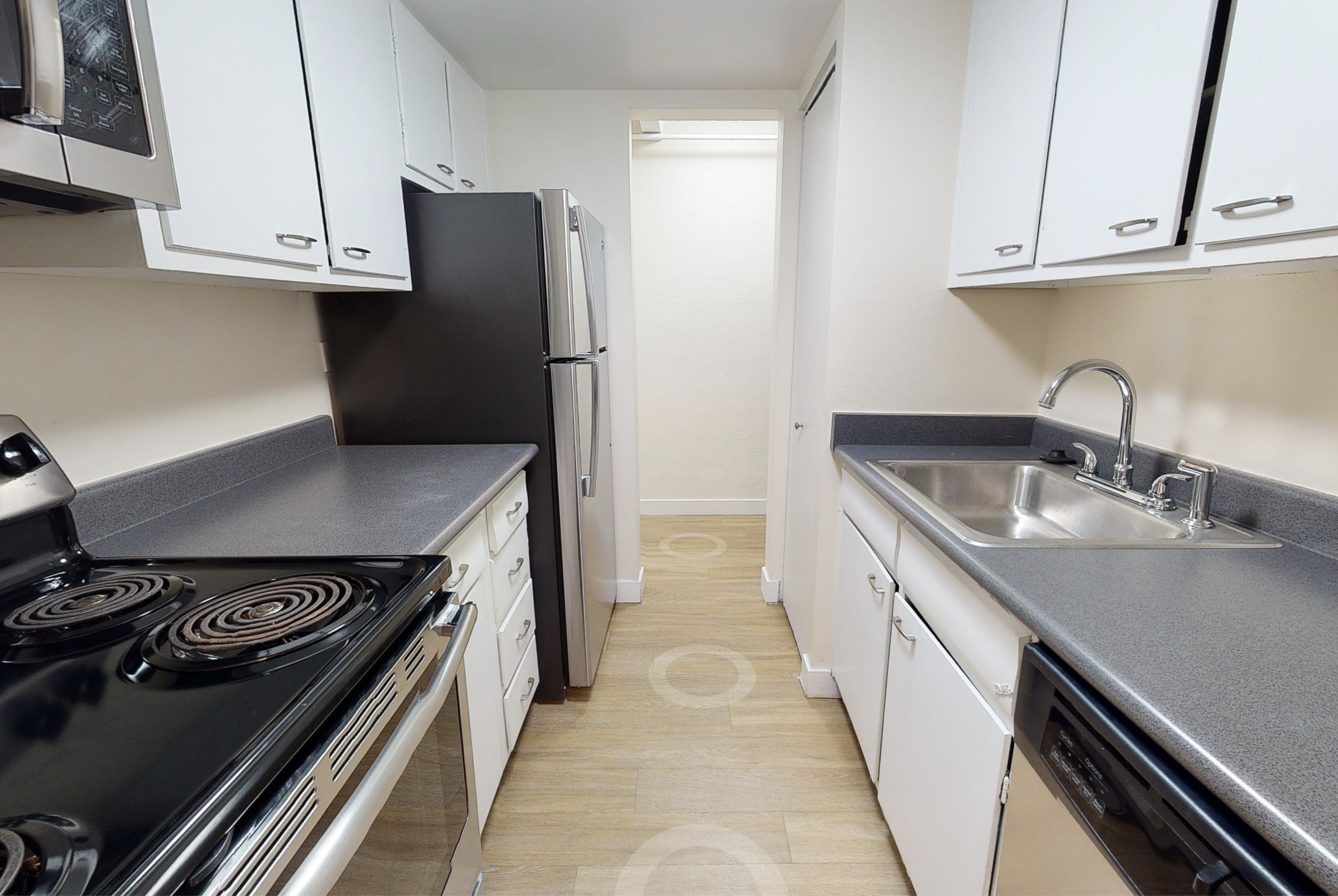 3D tour thumbnail for 950 Lafayette unit 101.